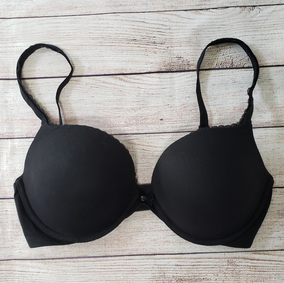Victoria's Secret Body by Victoria Push-Up Bra 34E